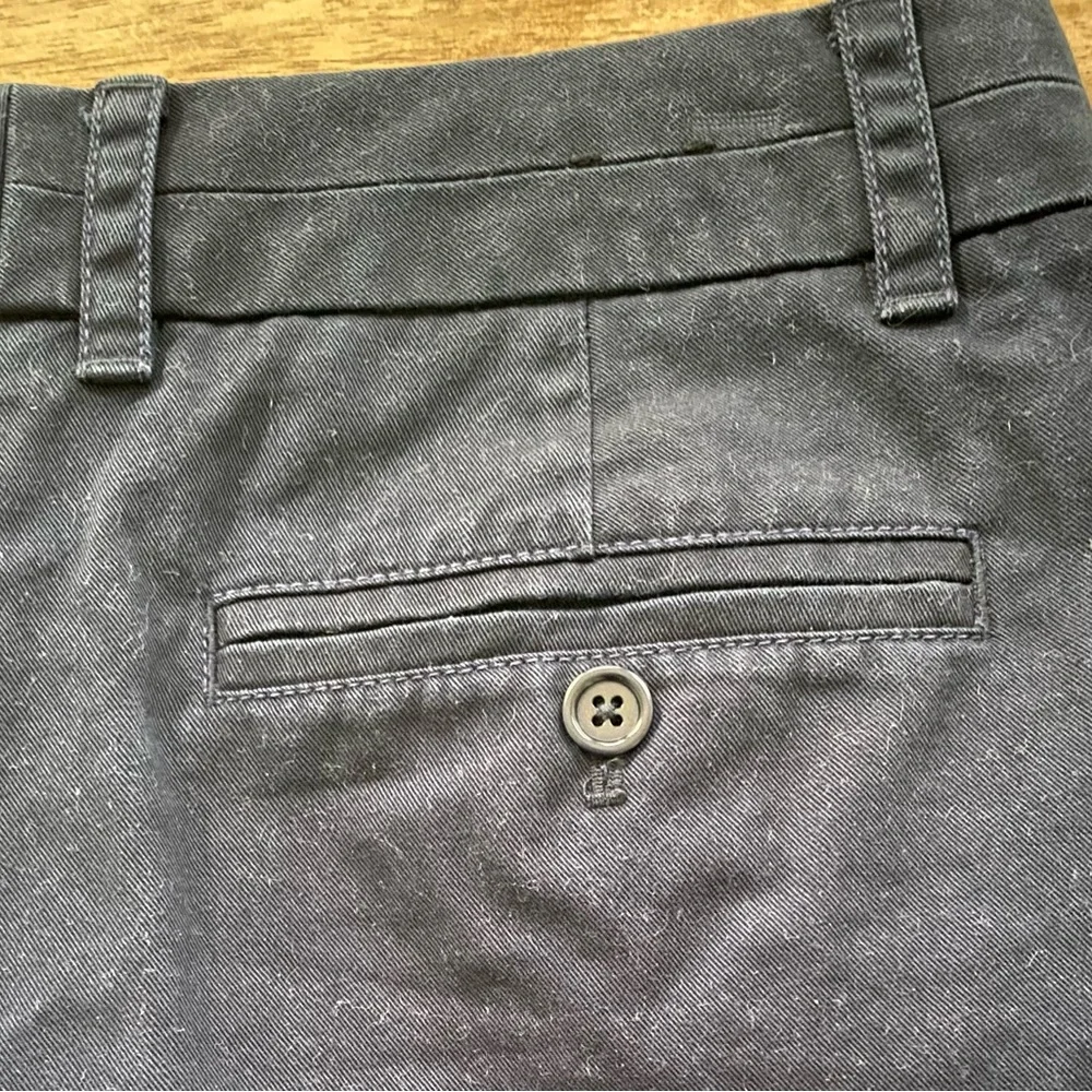 J‎ Crew Women’s Sz 4 4” Navy Chino Shorts